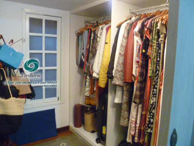 Casa em Jandira, no bairro Altos de São Fernando