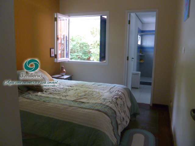 Casa em Jandira, no bairro Altos de São Fernando