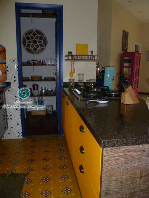 Casa em Jandira, no bairro Altos de São Fernando