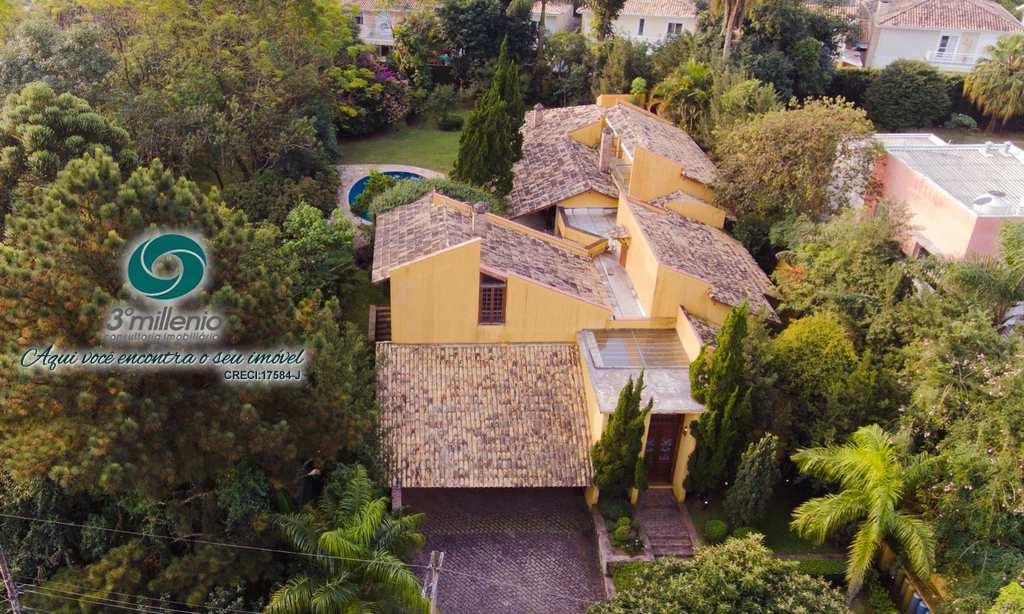 Casa em Cotia, no bairro Bosque do Vianna