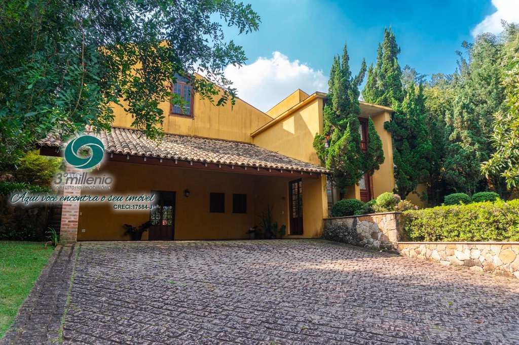 Casa em Cotia, no bairro Bosque do Vianna