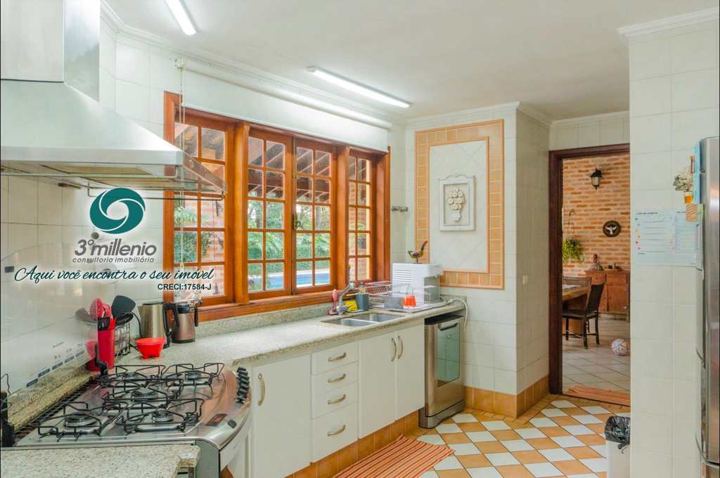Casa em Cotia, no bairro Bosque do Vianna