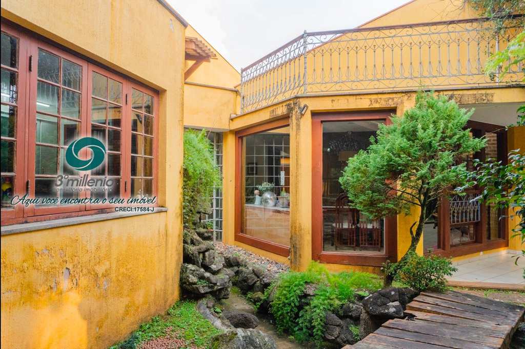 Casa em Cotia, no bairro Bosque do Vianna