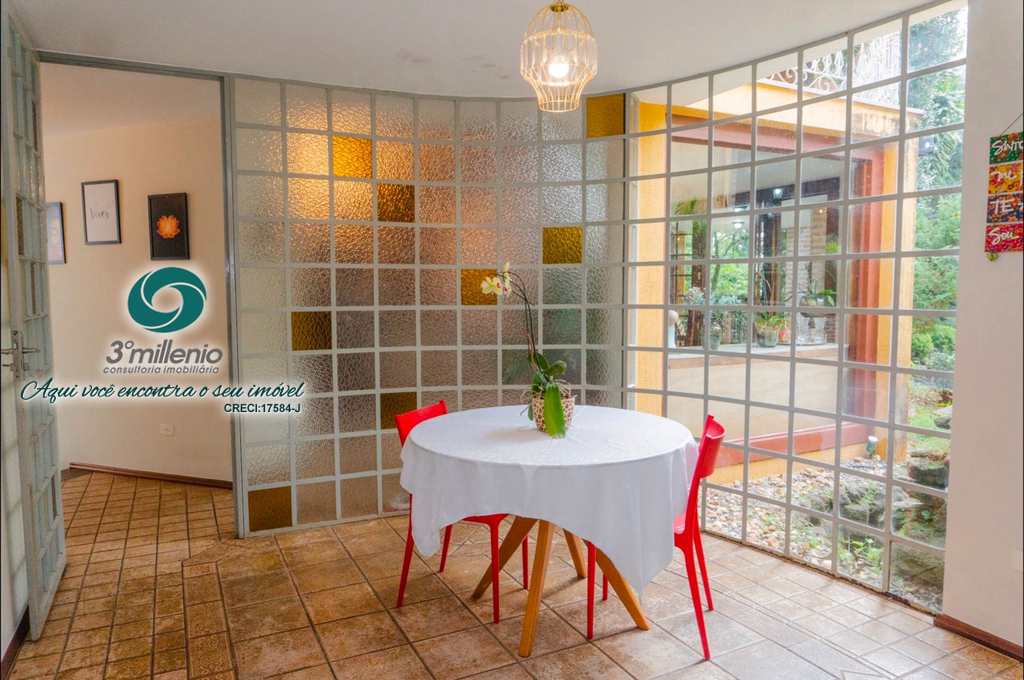 Casa em Cotia, no bairro Bosque do Vianna