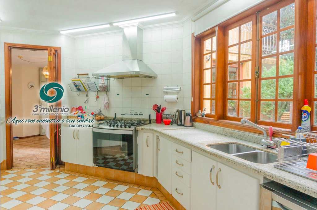 Casa em Cotia, no bairro Bosque do Vianna