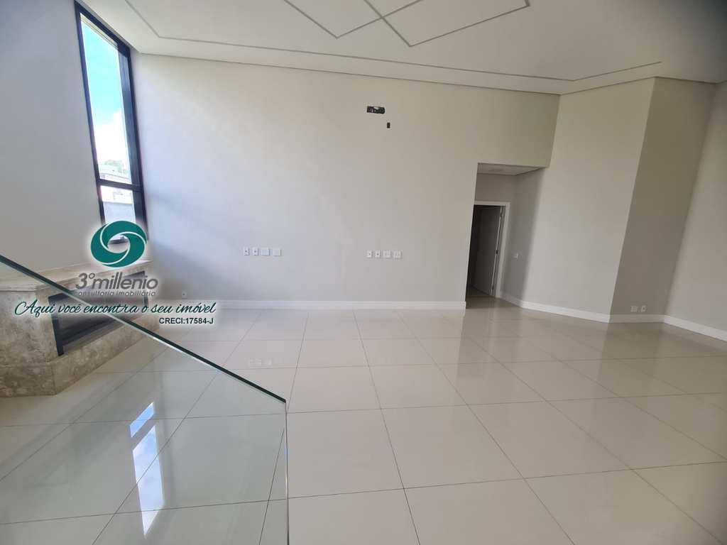 Casa em Jandira, no bairro Jardim do Golf I