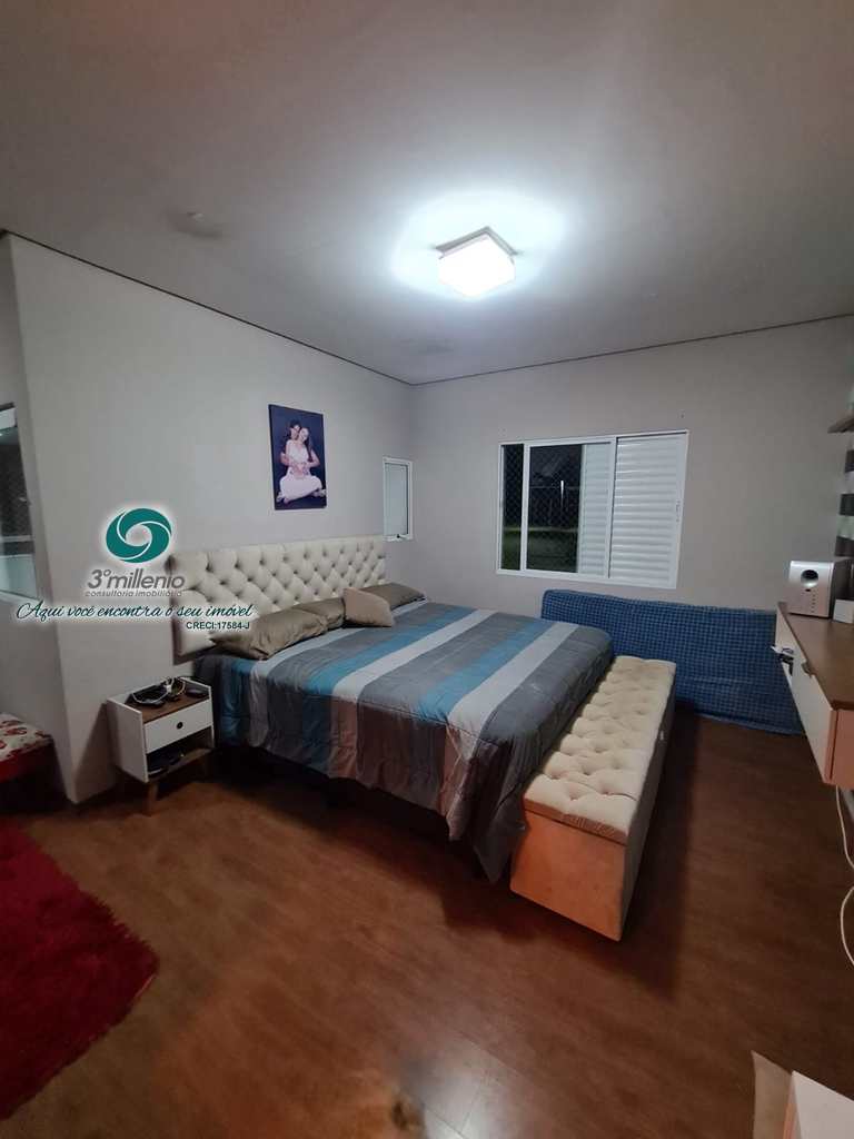 Casa em Cotia, no bairro Jardim Colibri