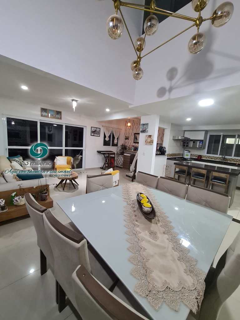 Casa em Cotia, no bairro Jardim Colibri