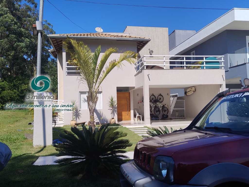 Casa em Cotia, no bairro Jardim Colibri