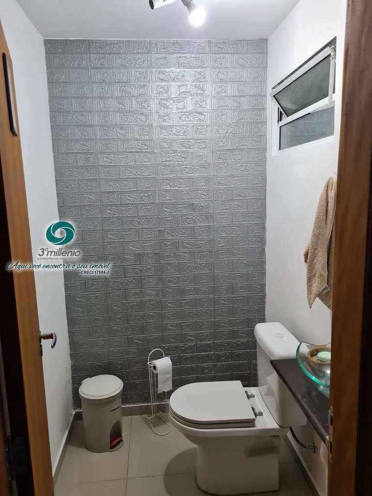 Casa em Cotia, no bairro Jardim Colibri