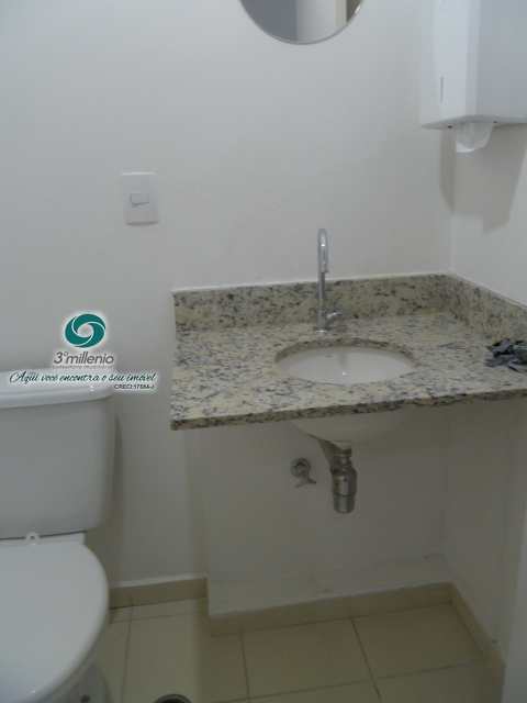 Sala Comercial em Cotia, no bairro Bosque do Vianna