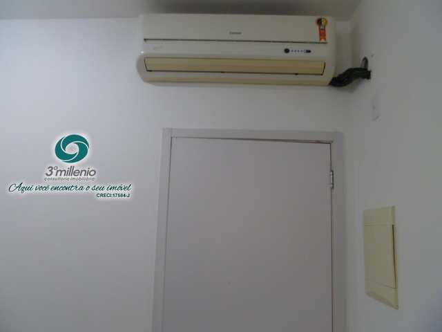 Sala Comercial em Cotia, no bairro Bosque do Vianna