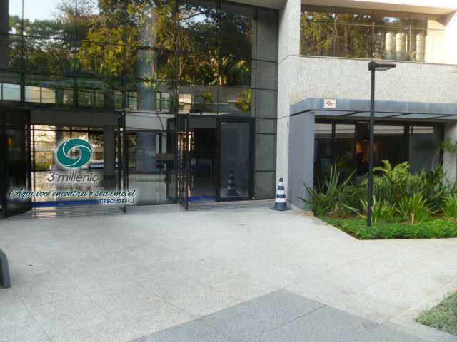 Sala Comercial em Cotia, no bairro Bosque do Vianna