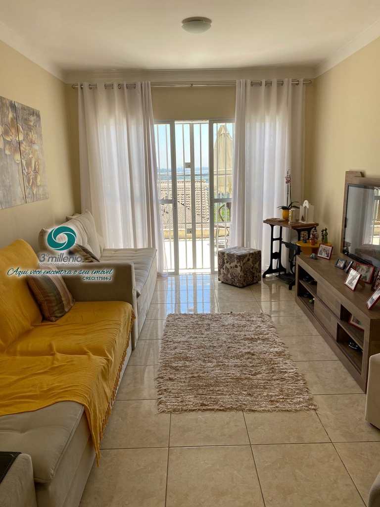 Casa em Cotia, no bairro Jardim Rio das Pedras