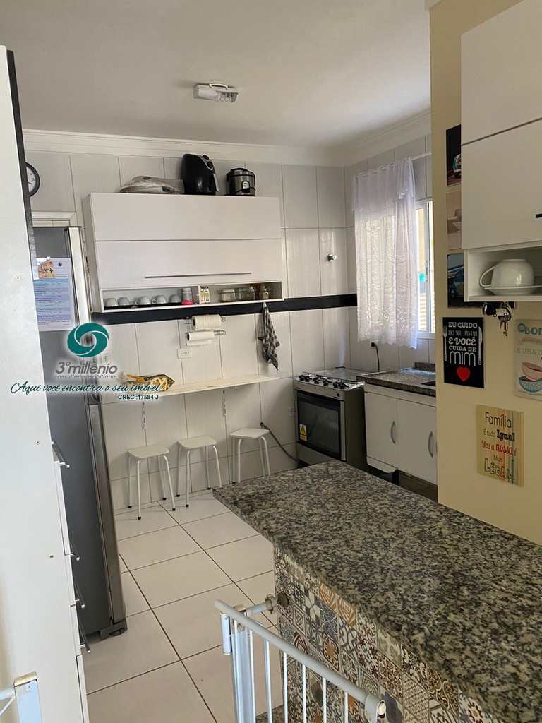 Casa em Cotia, no bairro Jardim Rio das Pedras