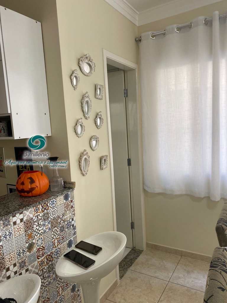 Casa em Cotia, no bairro Jardim Rio das Pedras