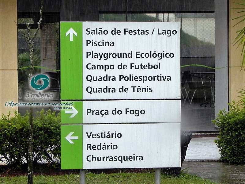 Terreno em Cotia, no bairro Jardim Colibri