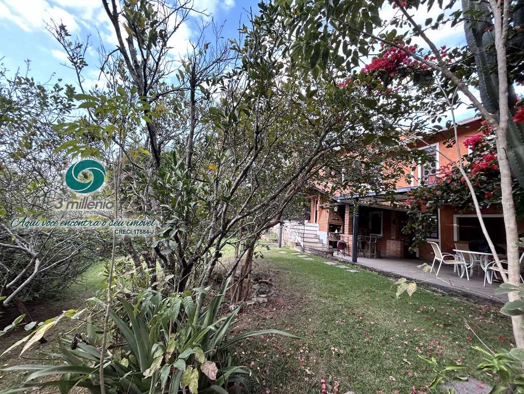 Casa em Cotia, no bairro Jardim São Paulo II