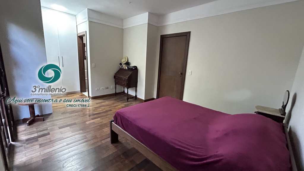 Casa em Cotia, no bairro Jardim São Paulo II