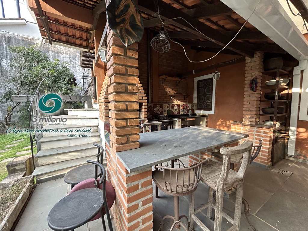 Casa em Cotia, no bairro Jardim São Paulo II