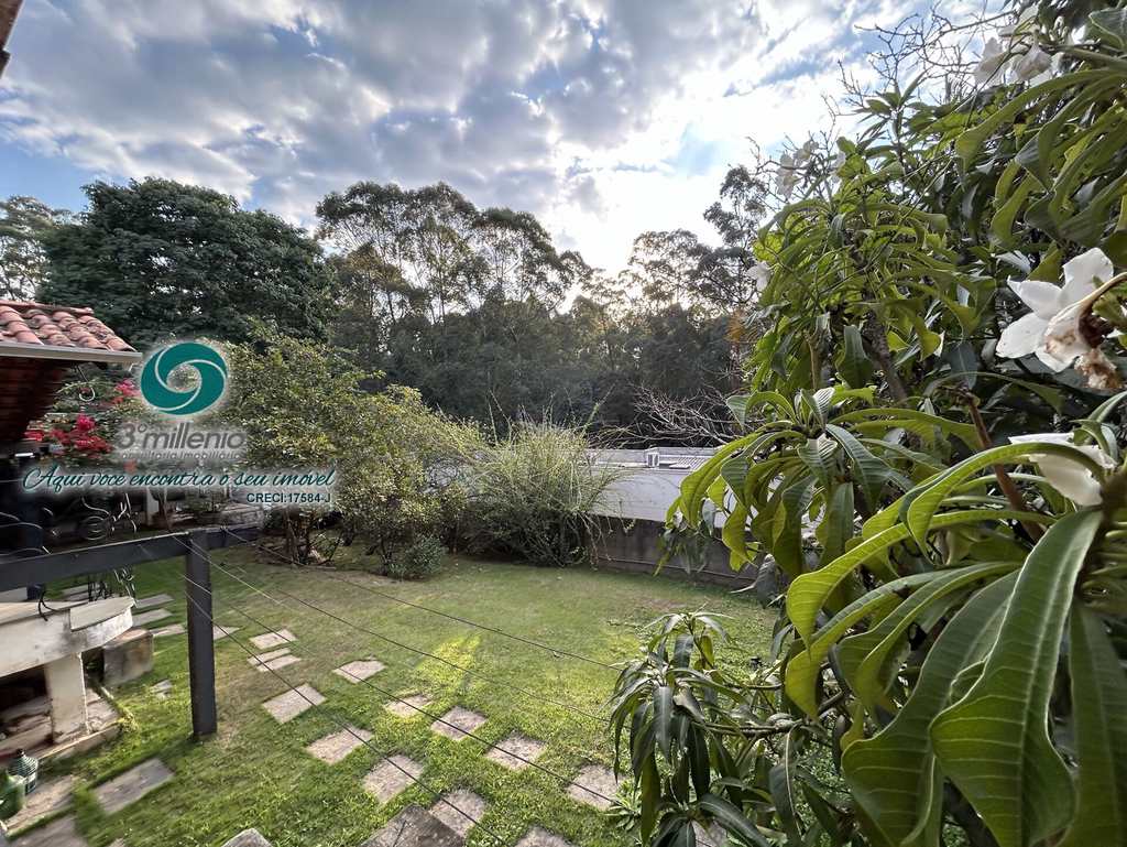 Casa em Cotia, no bairro Jardim São Paulo II