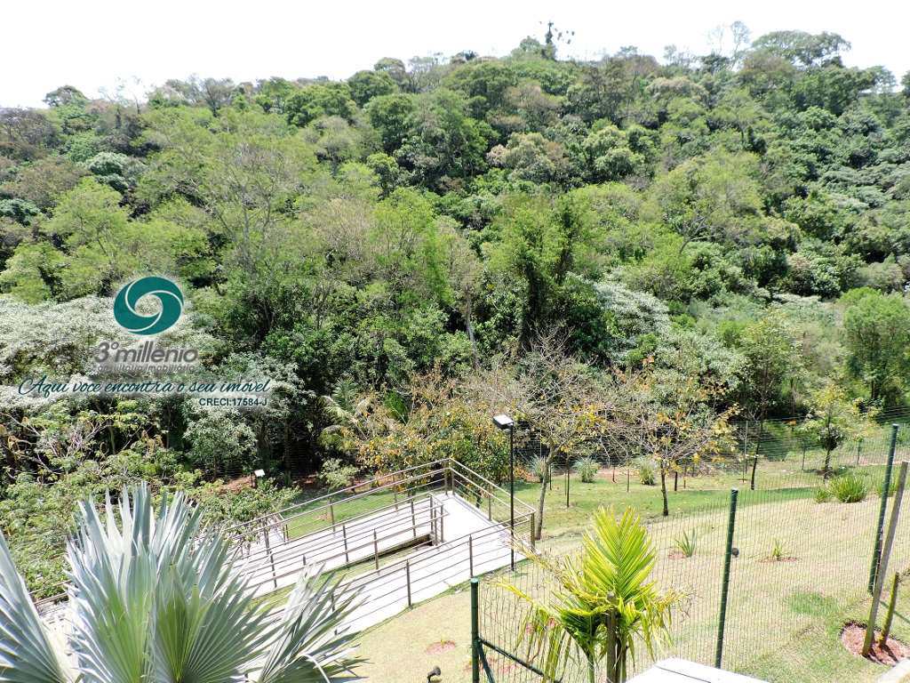 Terreno em Carapicuíba, no bairro Granja Viana