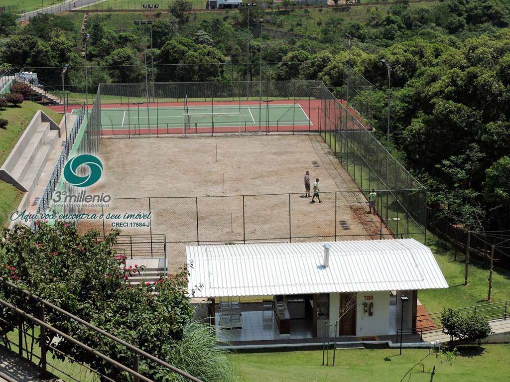 Terreno em Carapicuíba, no bairro Granja Viana