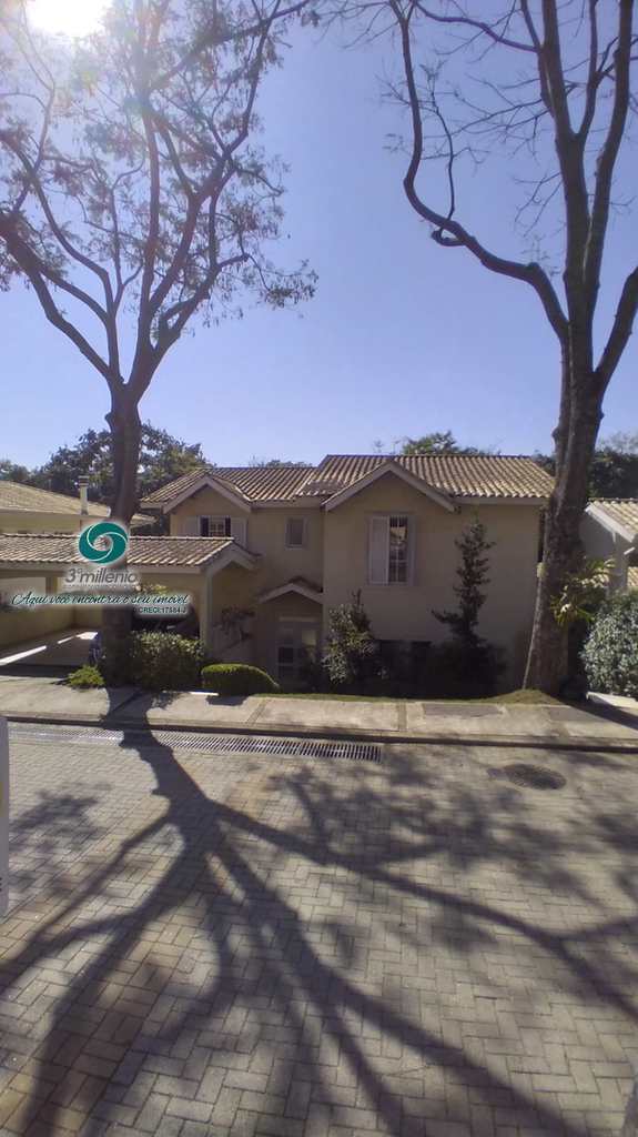 Casa em Cotia, no bairro Bosque do Vianna