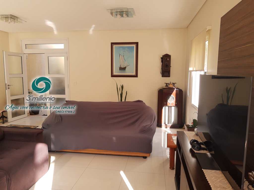 Casa em Cotia, no bairro Bosque do Vianna
