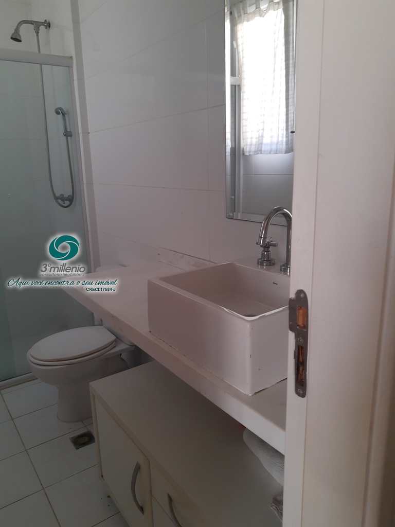 Casa em Cotia, no bairro Bosque do Vianna
