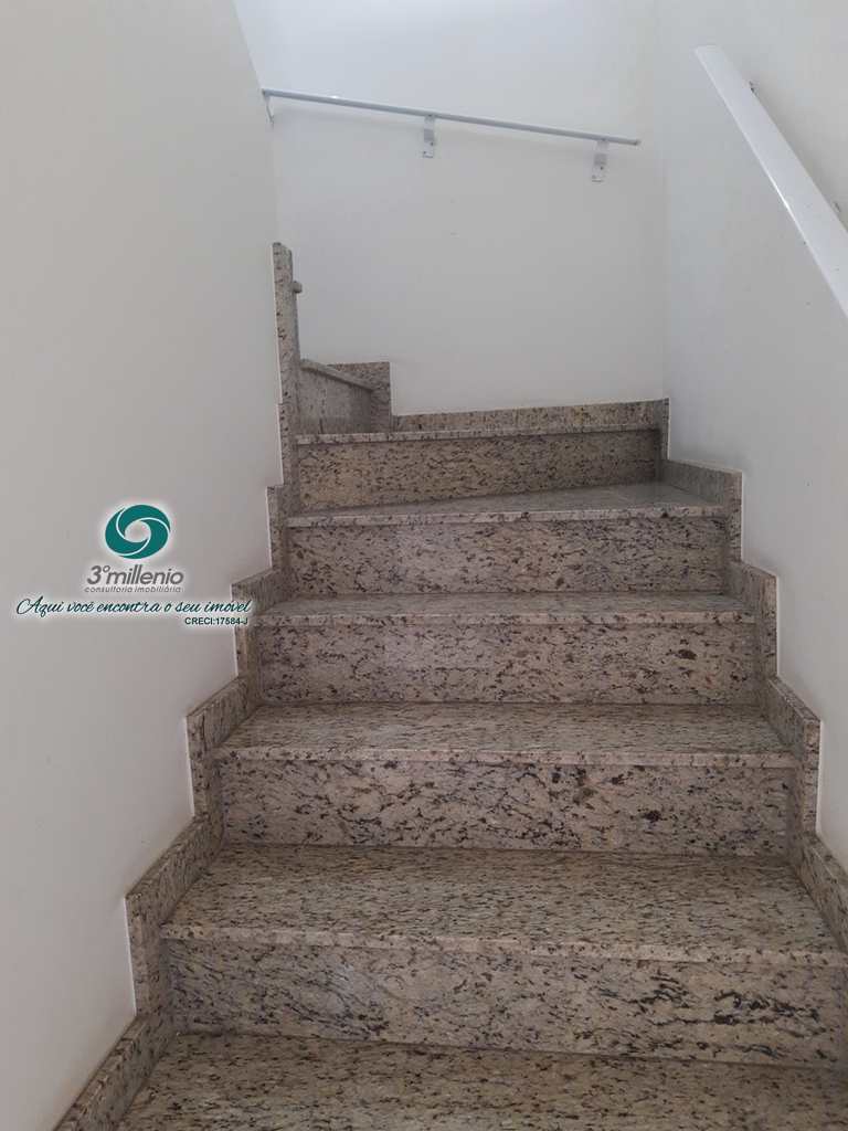 Casa em Cotia, no bairro Bosque do Vianna