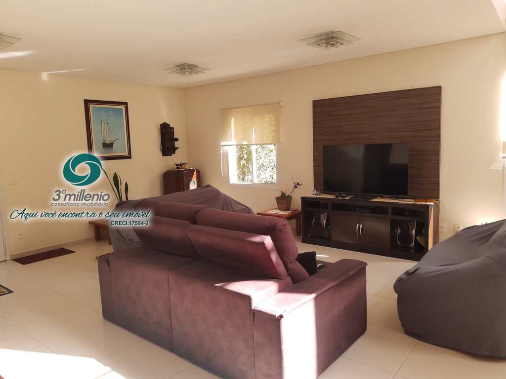 Casa em Cotia, no bairro Bosque do Vianna