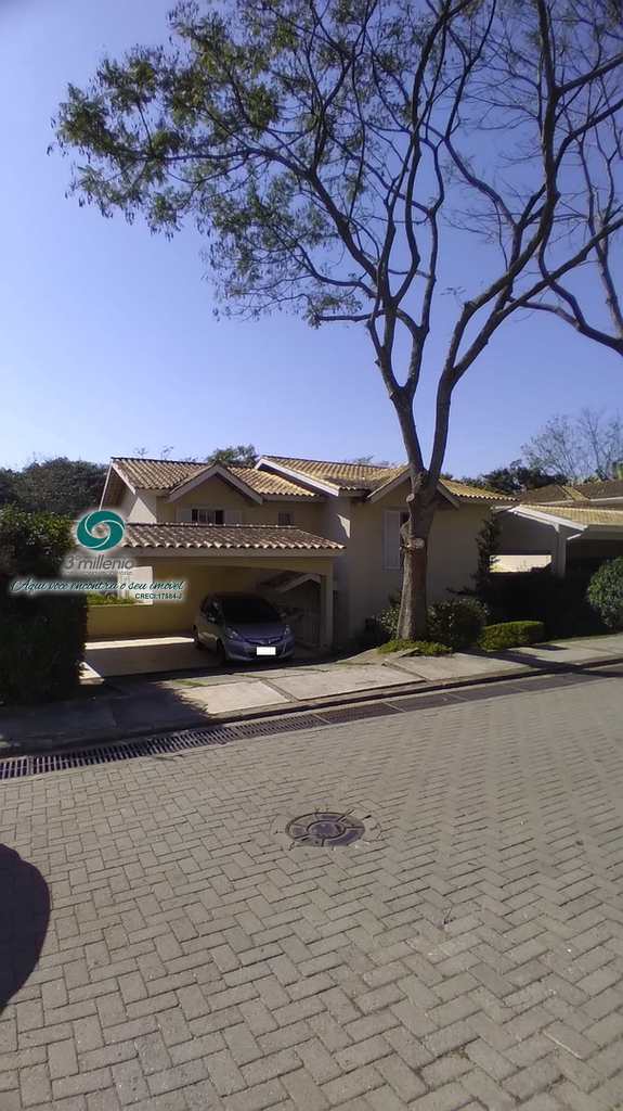 Casa em Cotia, no bairro Bosque do Vianna