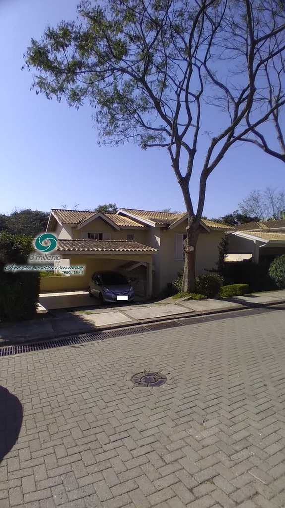 Casa em Cotia, no bairro Bosque do Vianna