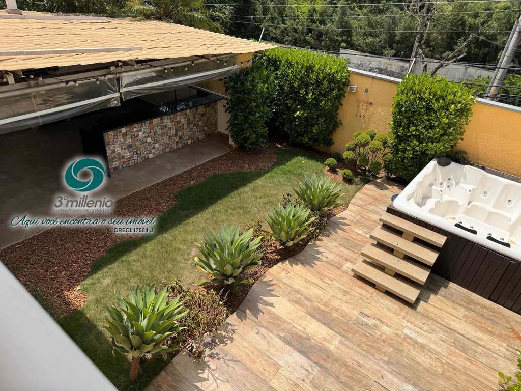 Casa em Cotia, no bairro Bosque do Vianna