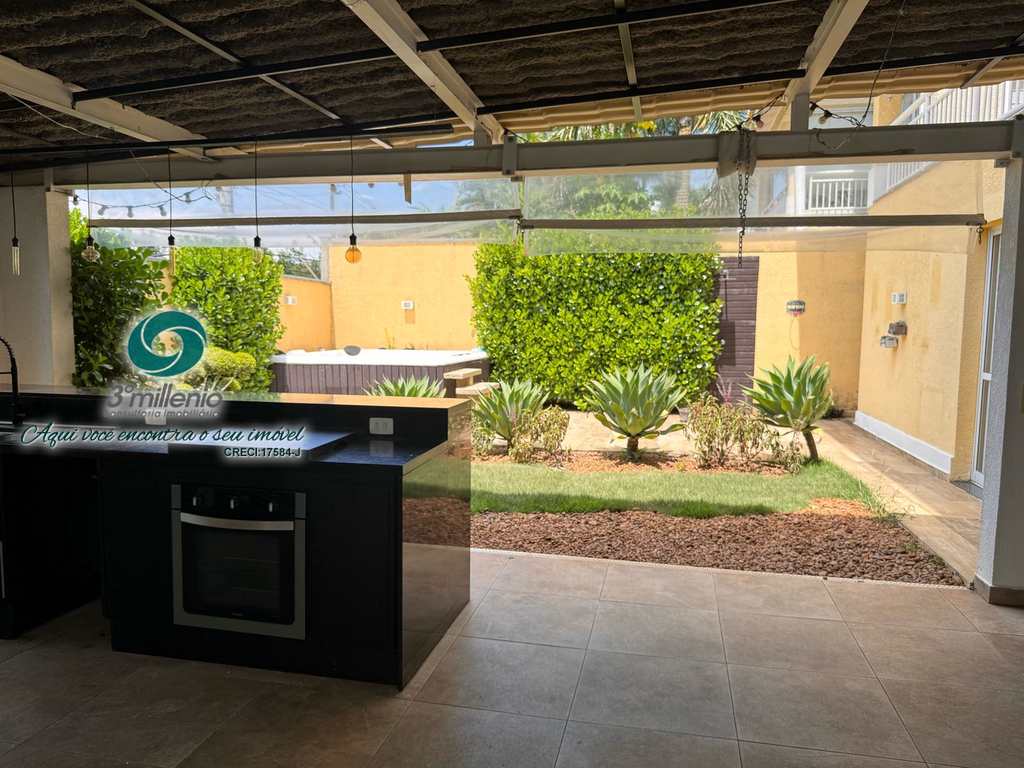 Casa em Cotia, no bairro Bosque do Vianna