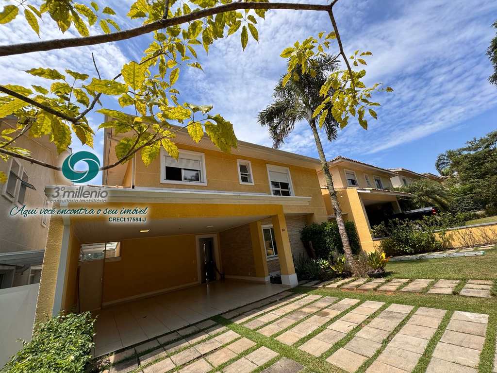 Casa em Cotia, no bairro Bosque do Vianna