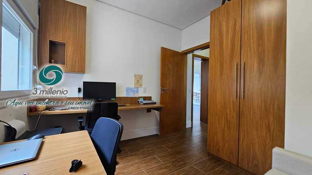 Casa em Embu das Artes, no bairro Jardim Indaiá
