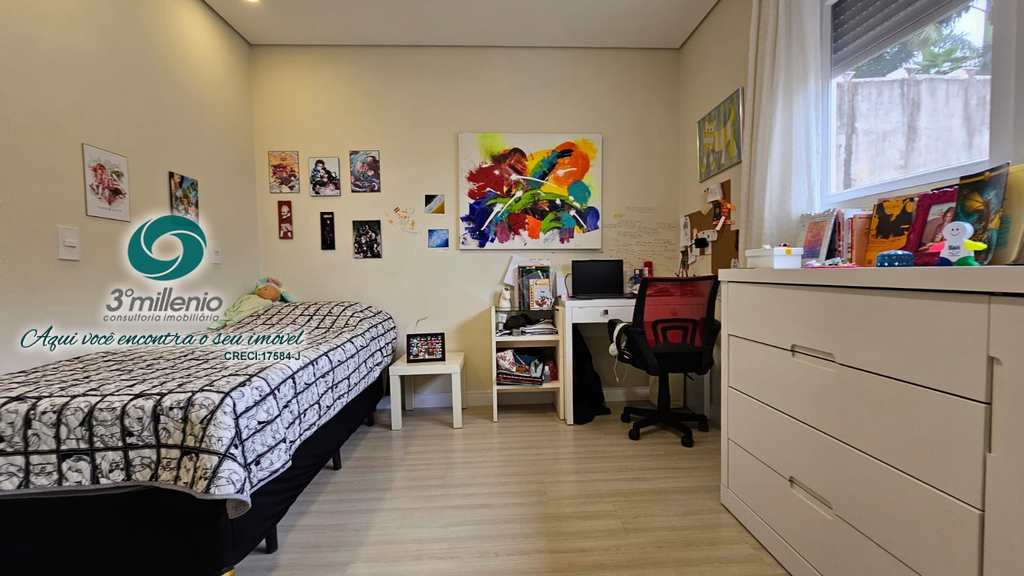 Casa em Embu das Artes, no bairro Jardim Indaiá