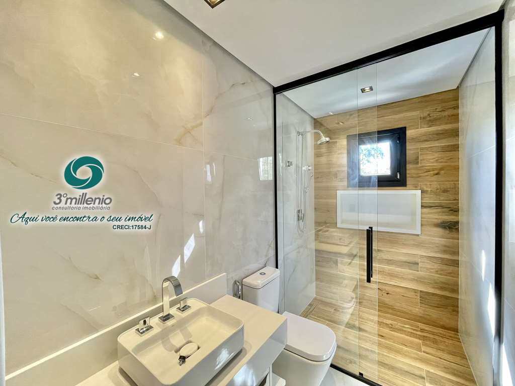 Casa em Cotia, no bairro São Paulo II