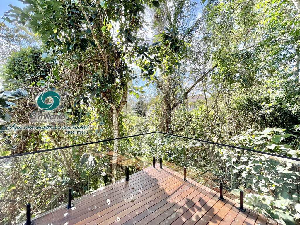 Casa em Cotia, no bairro São Paulo II