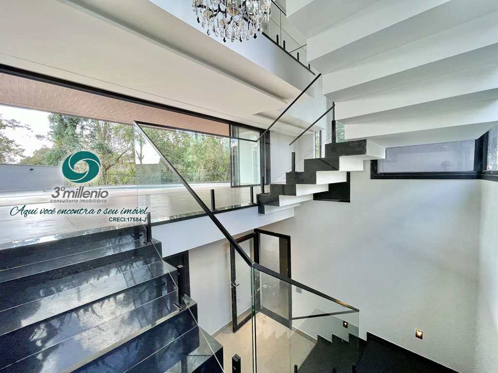 Casa em Cotia, no bairro São Paulo II