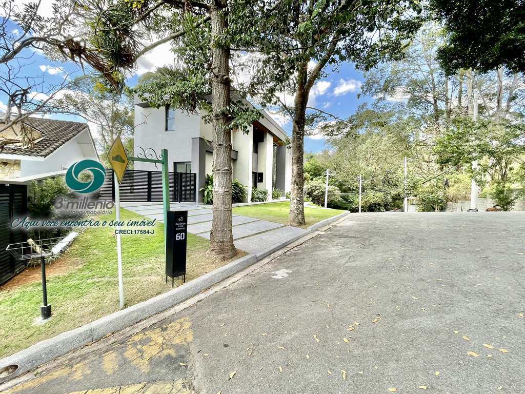 Casa em Cotia, no bairro São Paulo II