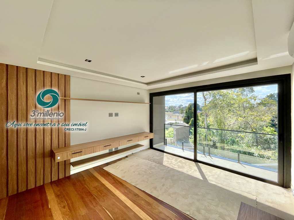 Casa em Cotia, no bairro São Paulo II