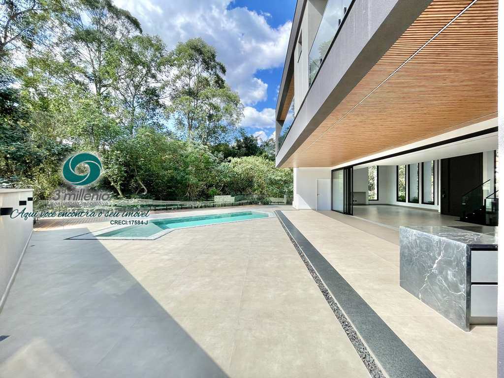 Casa em Cotia, no bairro São Paulo II