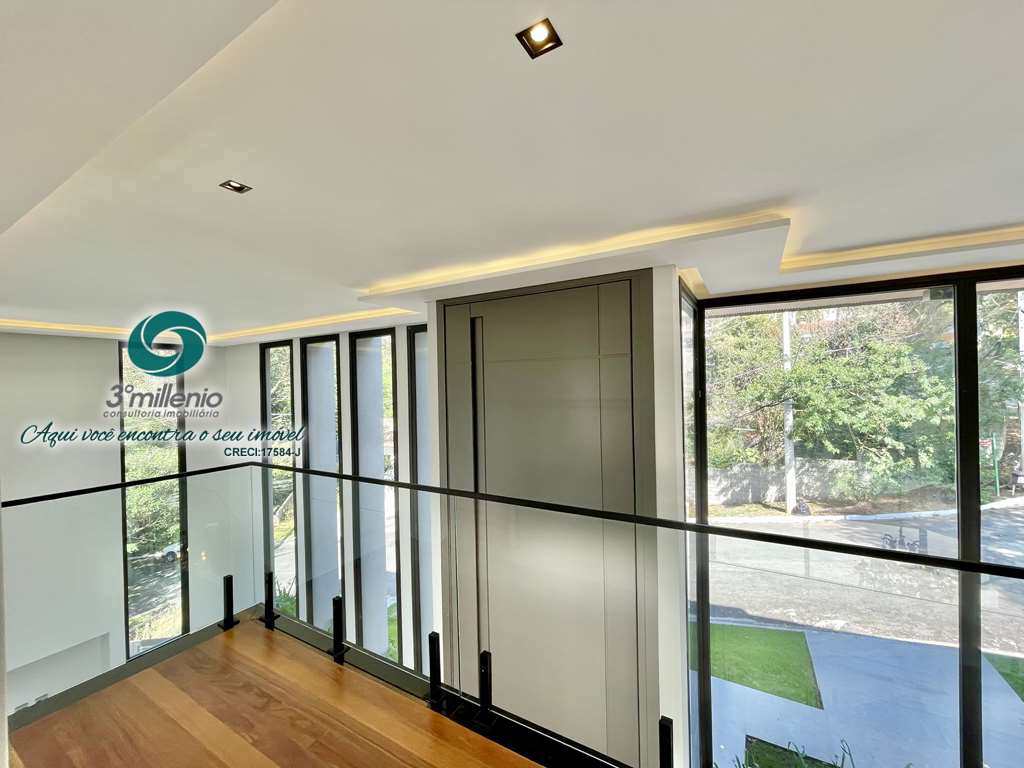 Casa em Cotia, no bairro São Paulo II