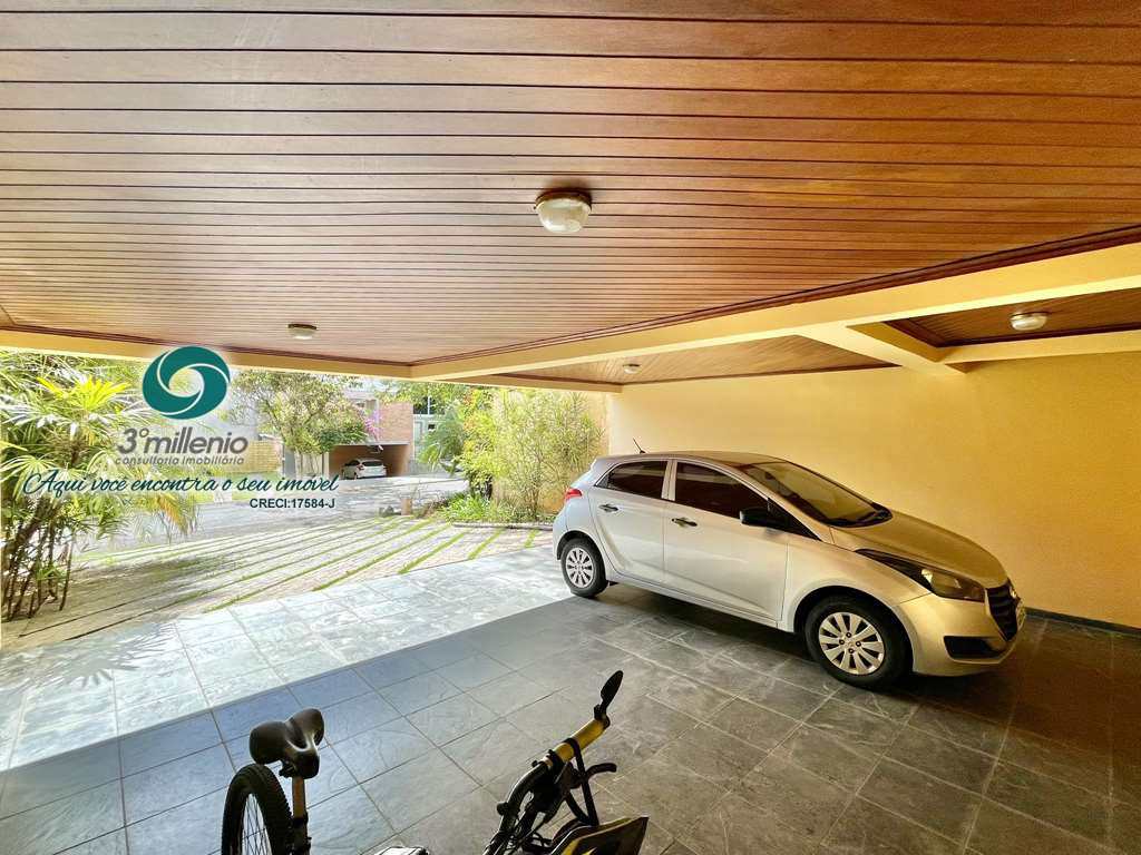 Casa em Cotia, no bairro São Paulo II