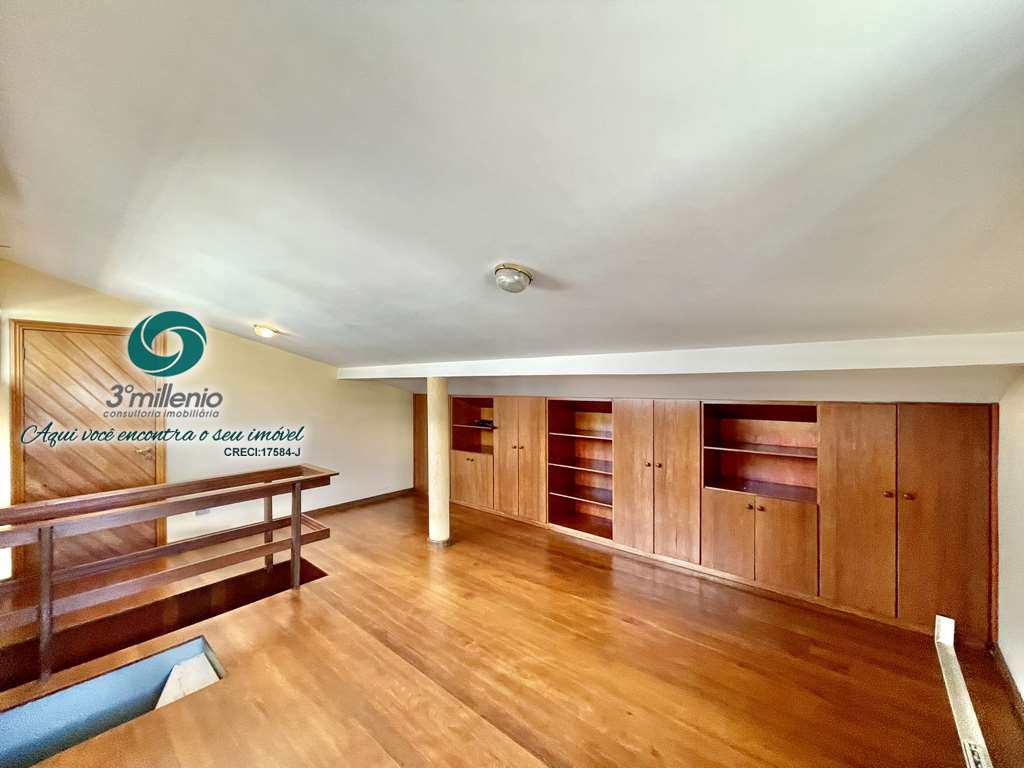 Casa em Cotia, no bairro São Paulo II