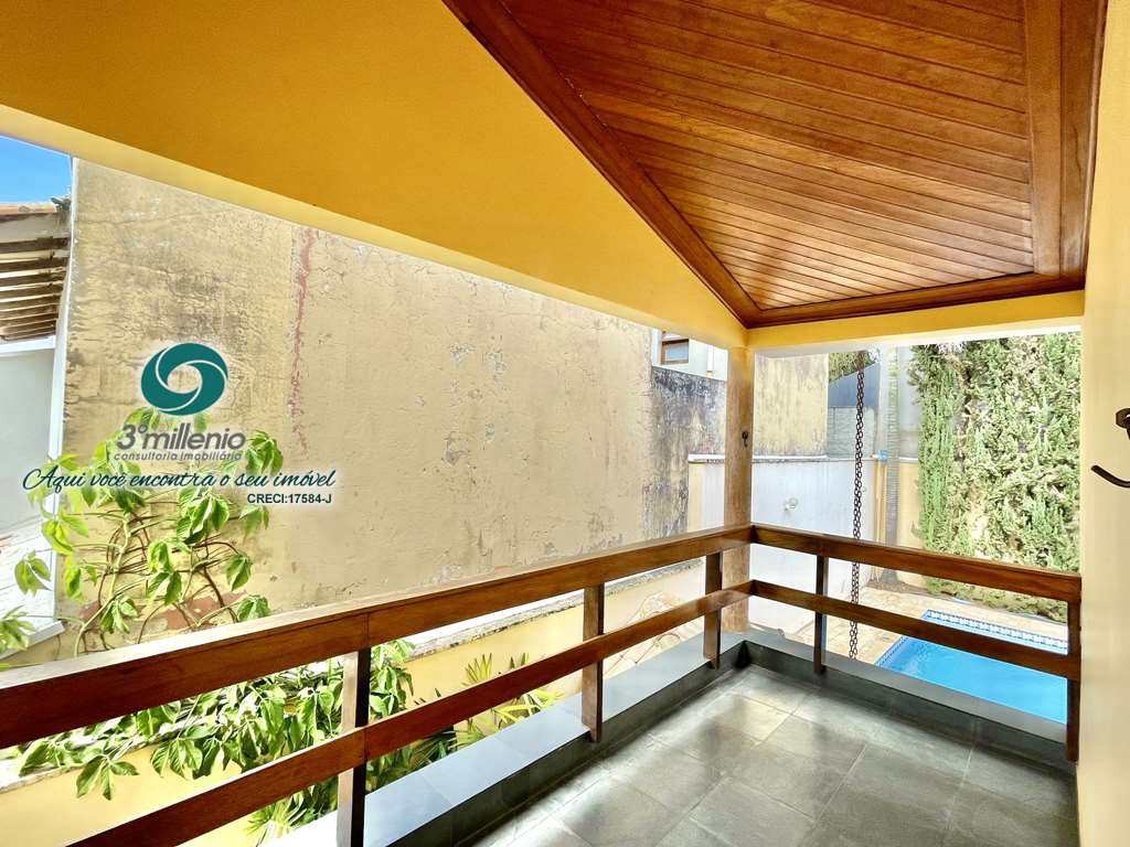 Casa em Cotia, no bairro São Paulo II