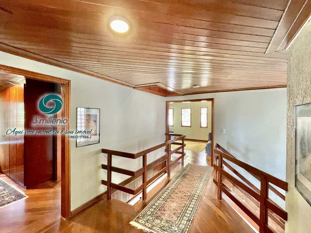 Casa em Cotia, no bairro São Paulo II